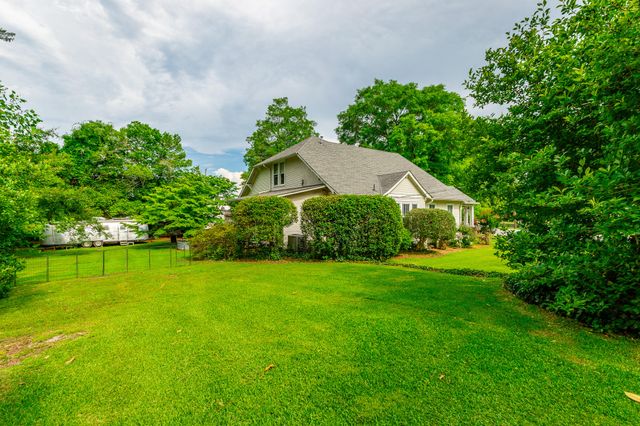 215 Gordon Street, Chickamauga, GA 30707