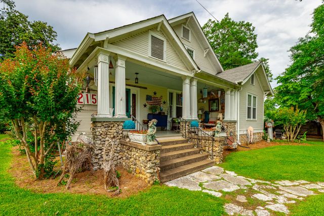 215 Gordon Street, Chickamauga, GA 30707