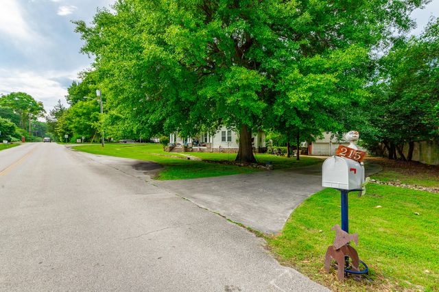 215 Gordon Street, Chickamauga, GA 30707
