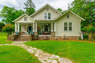215 Gordon Street, Chickamauga, GA 30707