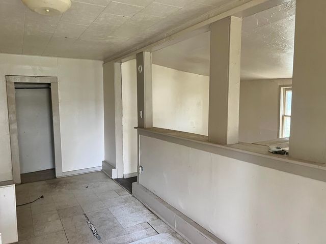 209 Aid Avenue, West Plains, MO 65775