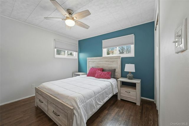 94 Locust Place, East Northport, NY 11731