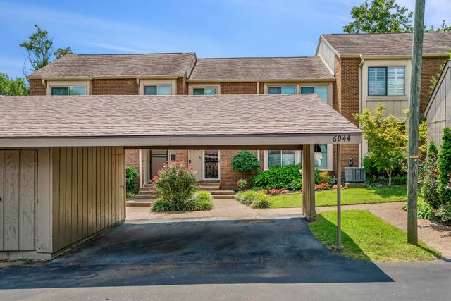 6944 Highland Park Dr, Nashville, TN 37205