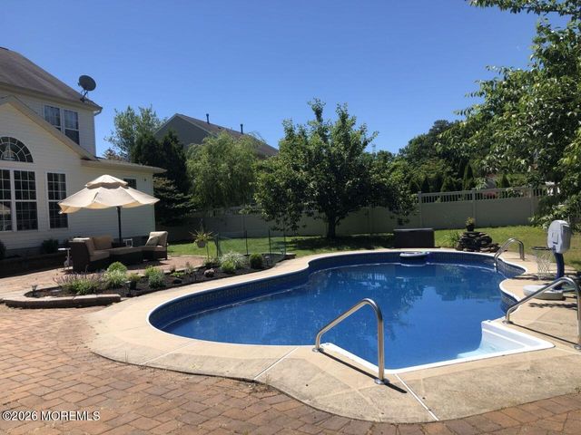 23 Penn Place, Forked River, NJ 08731