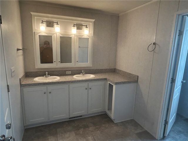 711 Slate Ave, Cranberry Twp, PA 16066