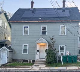 58 Arlington St, Fitchburg, MA 01420