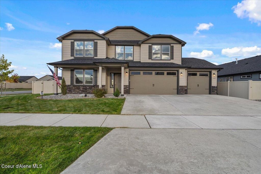 3882 N MAY ELLA LOOP, Post Falls, ID 83854