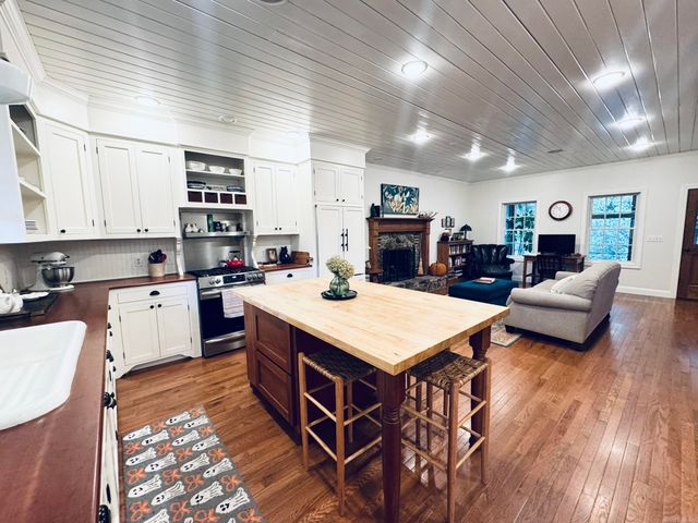 260 Darien Lane, Mountain View, AR 72560