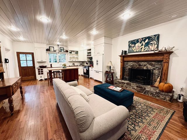 260 Darien Lane, Mountain View, AR 72560