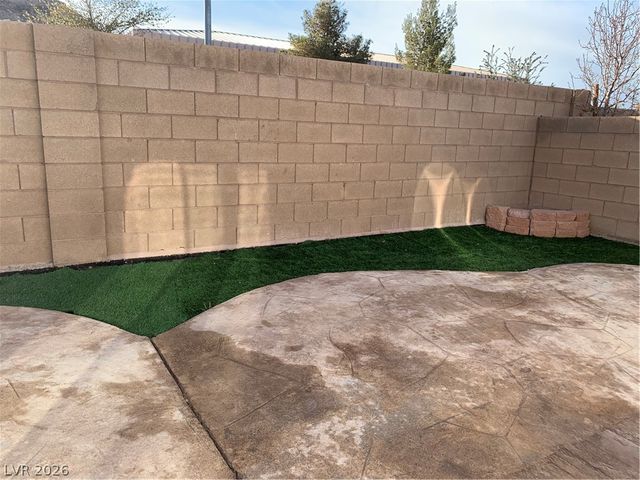 133 Cooks Creek Court, Las Vegas, NV 89148