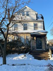 19 Everett Street, Lynbrook, NY 11563