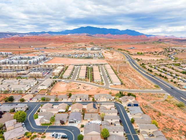 1314 E PINE VALLEY ST, Washington, UT 84780