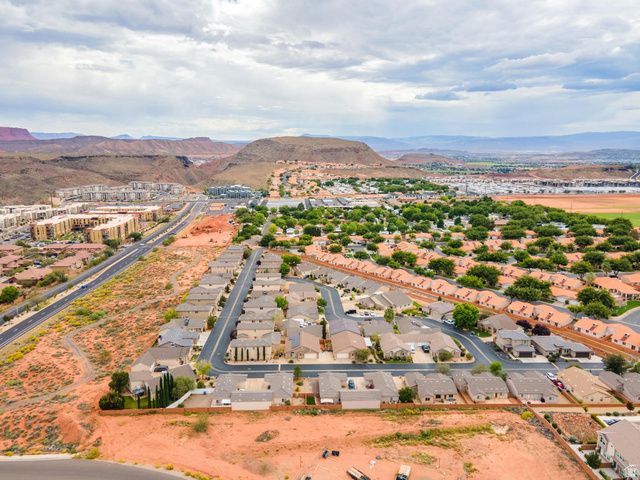 1314 E PINE VALLEY ST, Washington, UT 84780