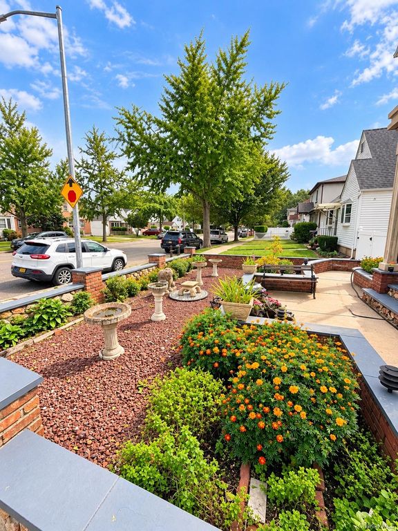 82-44 263rd Street, Glen Oaks, NY 11004 — photo 3