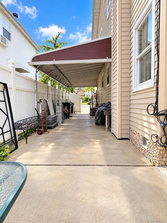 82-44 263rd Street, Glen Oaks, NY 11004 — photo 4