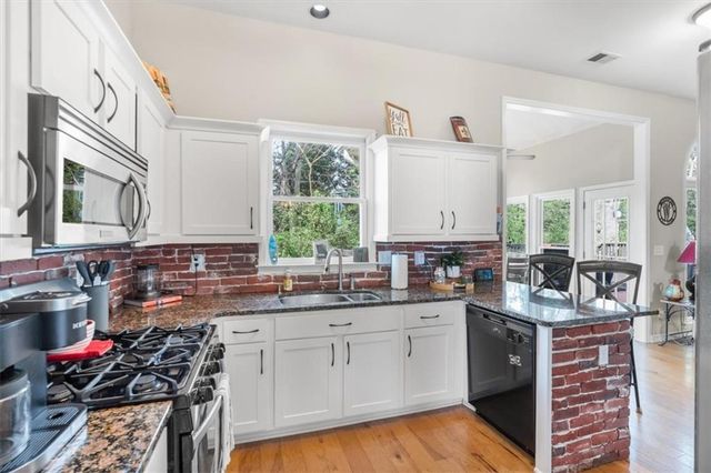 4081 Christacy Way, Marietta, GA 30066