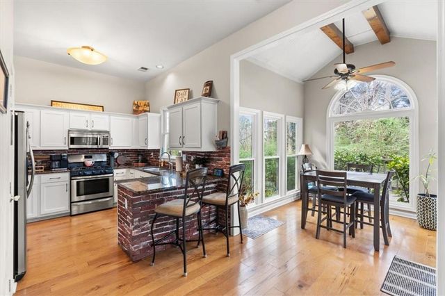 4081 Christacy Way, Marietta, GA 30066