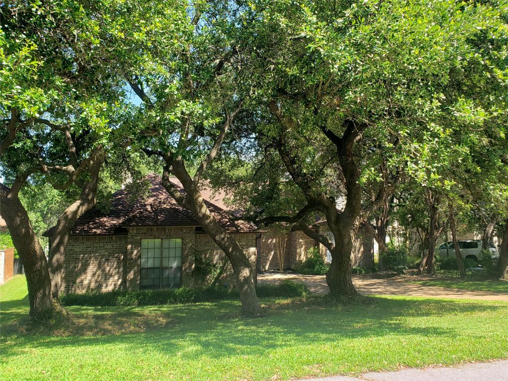 128 Long Wood Ave, Lakeway, TX 78734