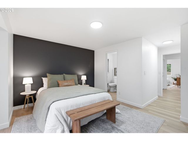 7185 Sw LESLIE St, Portland, OR 97223