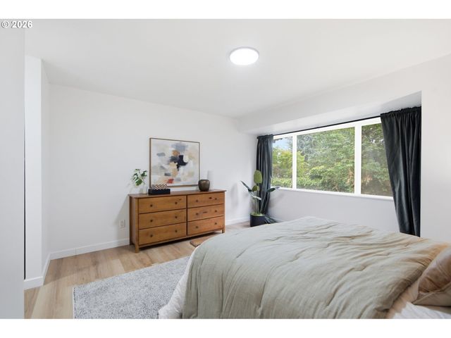 7185 Sw LESLIE St, Portland, OR 97223