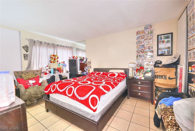 1500 Hialeah Drive C, Las Vegas, NV 89119