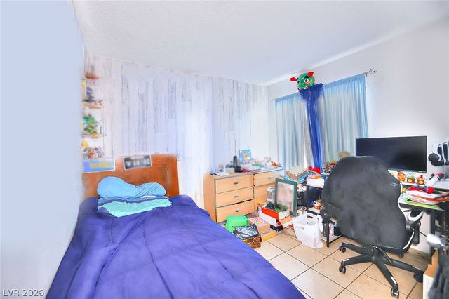 1500 Hialeah Drive C, Las Vegas, NV 89119