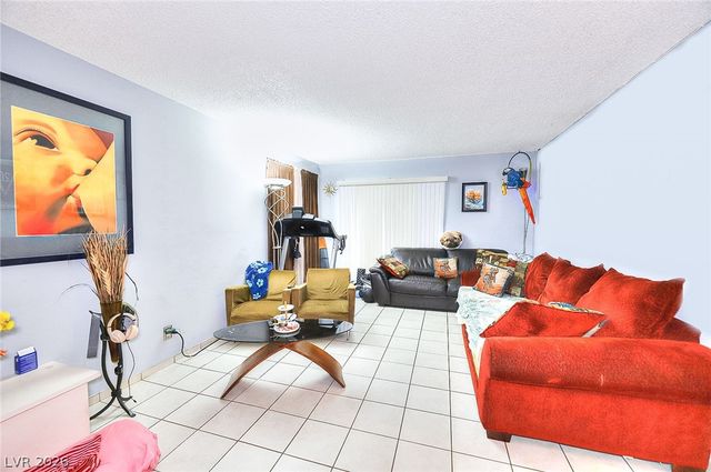 1500 Hialeah Drive C, Las Vegas, NV 89119