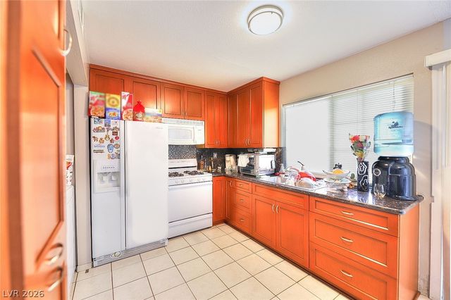 1500 Hialeah Drive C, Las Vegas, NV 89119