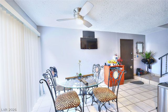 1500 Hialeah Drive C, Las Vegas, NV 89119