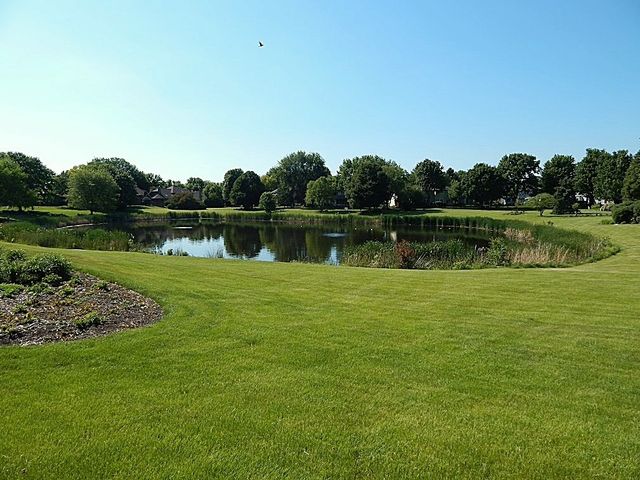 386 Hoyer Court, Naperville, IL 60565