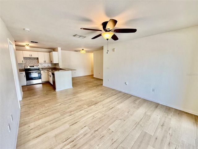 940 VILLAGE TRAIL 8-205, Port Orange, FL 32127