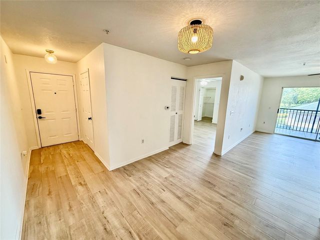 940 VILLAGE TRAIL 8-205, Port Orange, FL 32127