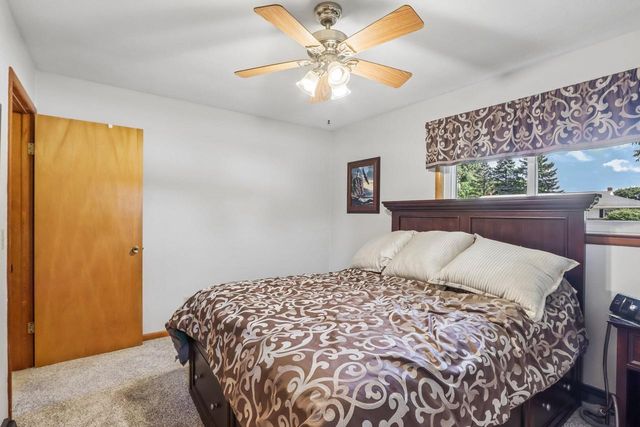 1005 N Sumac DRIVE, Janesville, WI 53545