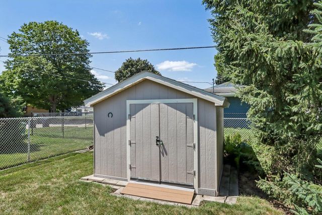 1005 N Sumac DRIVE, Janesville, WI 53545