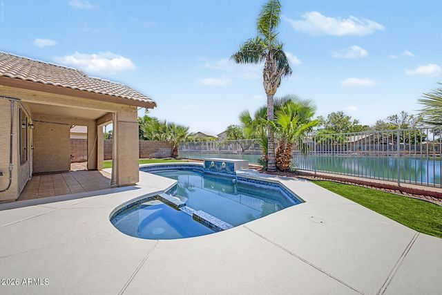 10819 W MONTE VISTA Road, Avondale, AZ 85392