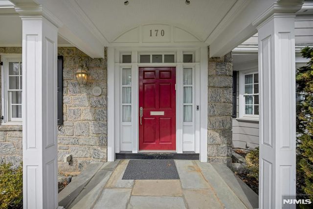 170 Hillside Avenue, Englewood, NJ 07631