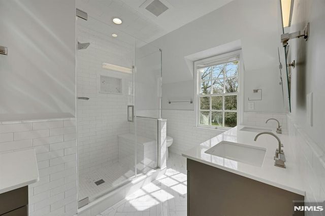 170 Hillside Avenue, Englewood, NJ 07631