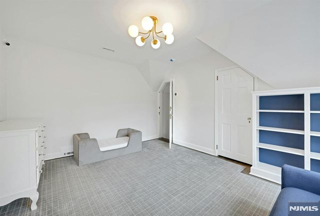 170 Hillside Avenue, Englewood, NJ 07631