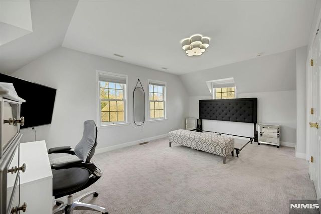 170 Hillside Avenue, Englewood, NJ 07631