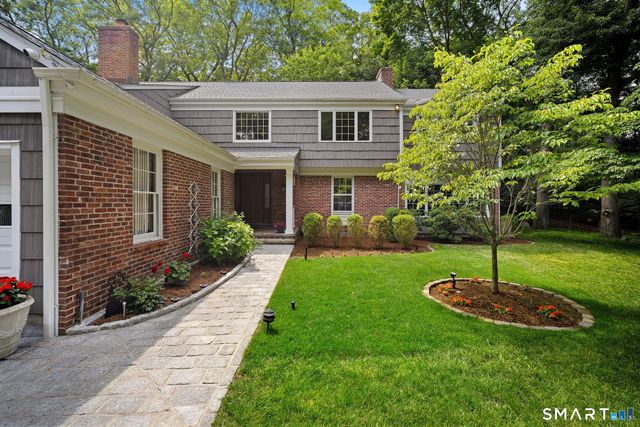 12 Settlers Trail, Darien, CT 06820