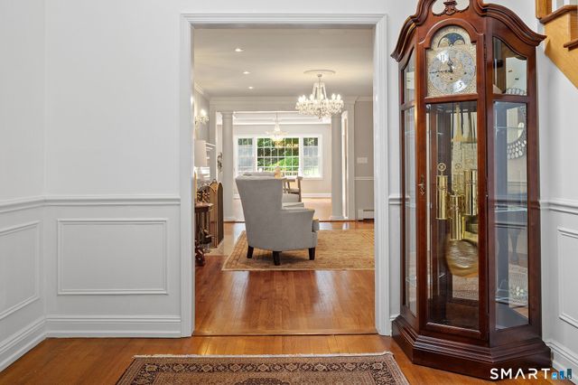 12 Settlers Trail, Darien, CT 06820