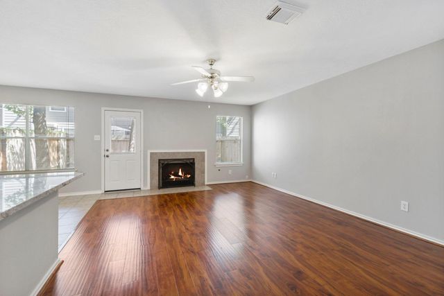 230 Blushwood Place, The Woodlands, TX 77382