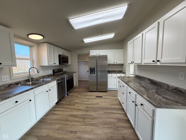 3110 S Coffing Brothers Road, Kingman, IN 47952