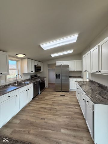 3110 S Coffing Brothers Road, Kingman, IN 47952