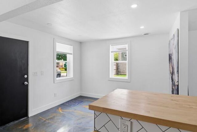 3719 E Barnard AVENUE, Cudahy, WI 53110