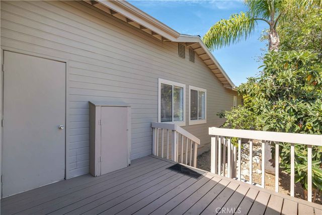 159 Heavenly Valley Road, Newbury Park, CA 91320