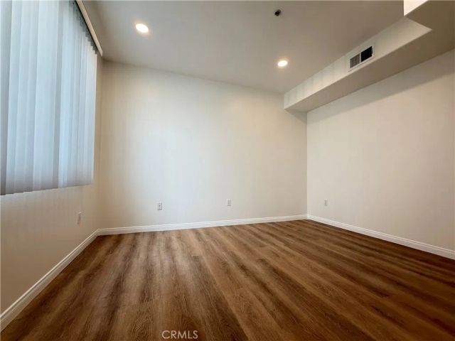300 E Providencia 111, Burbank, CA 91502