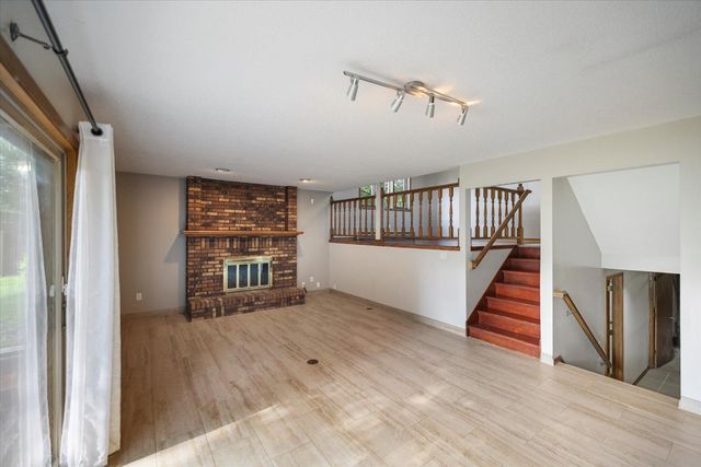 8300 Dupont Avenue N, Brooklyn Park, MN 55444