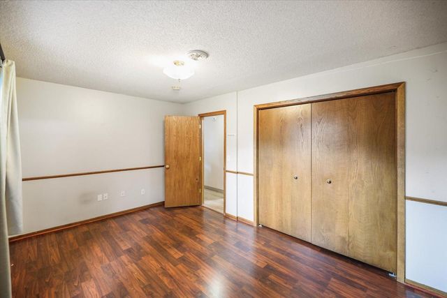 8300 Dupont Avenue N, Brooklyn Park, MN 55444