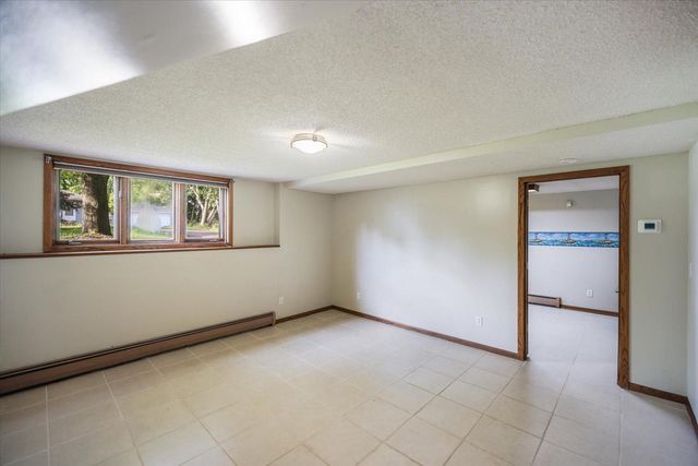 8300 Dupont Avenue N, Brooklyn Park, MN 55444